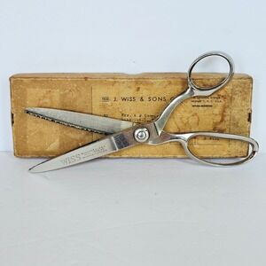 Vintage Wiss Pinking Shears Serrated Edge Sewing Scissors with Original Box